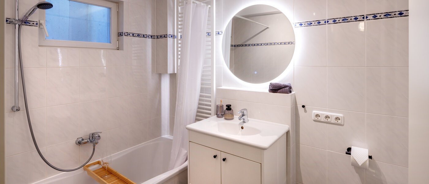 maisonette München Trudering 02 bathroom 13109