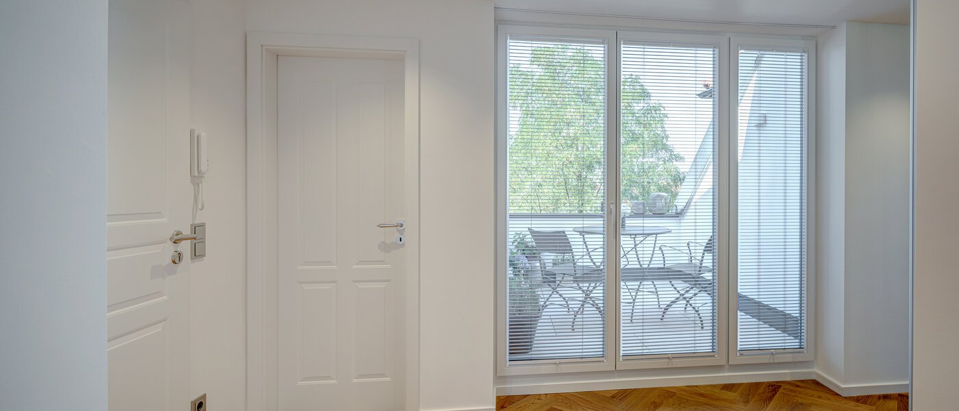 maisonette München Neuhausen 02 hall 13127