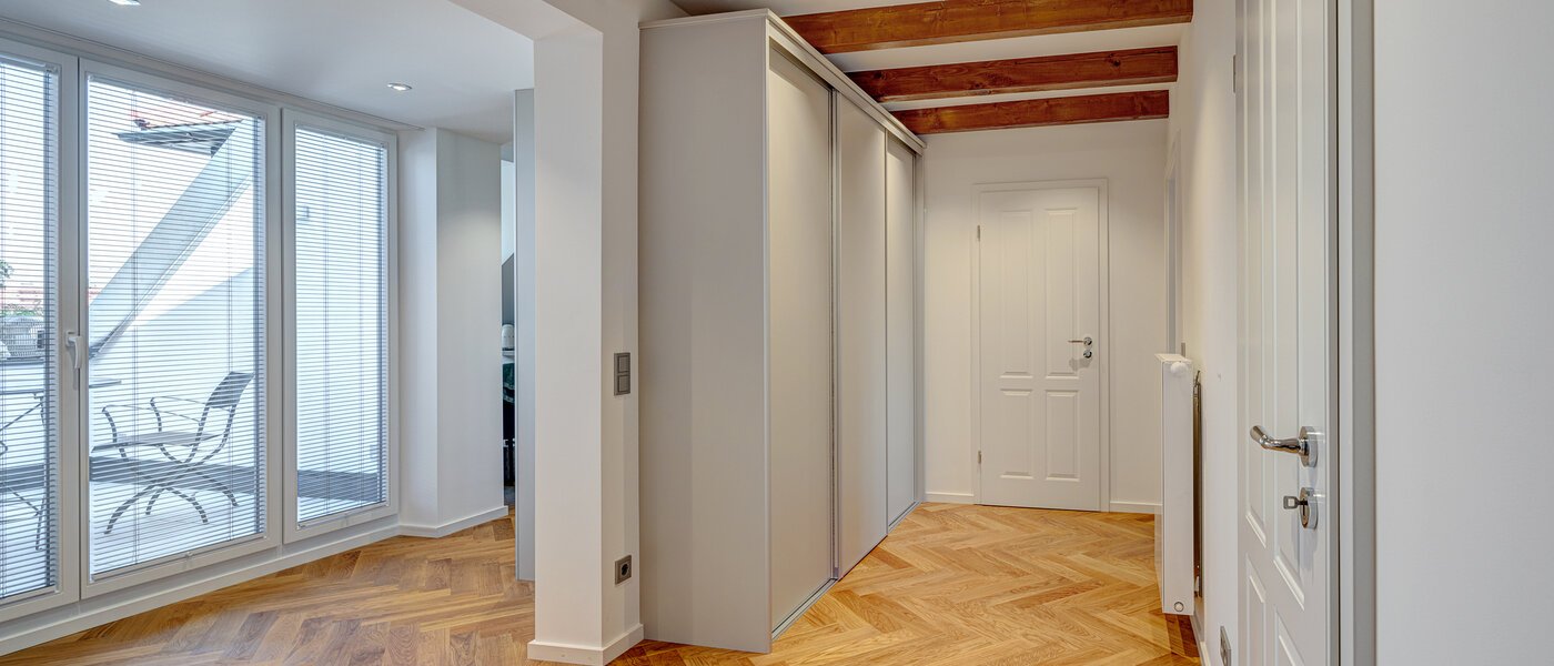 maisonette München Neuhausen 03 hall 13127