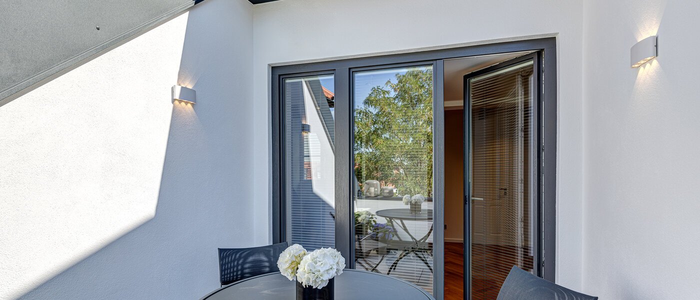 maisonette München Neuhausen 02 loggia 13127