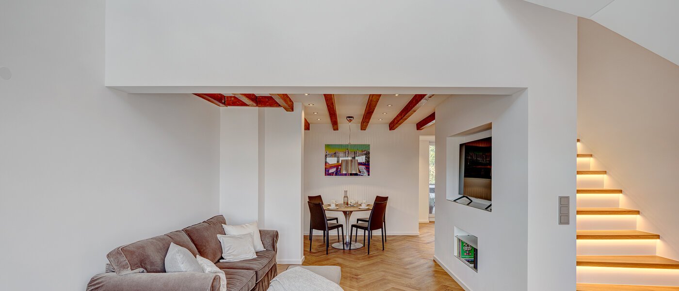 maisonette München Neuhausen 04 living area 13127