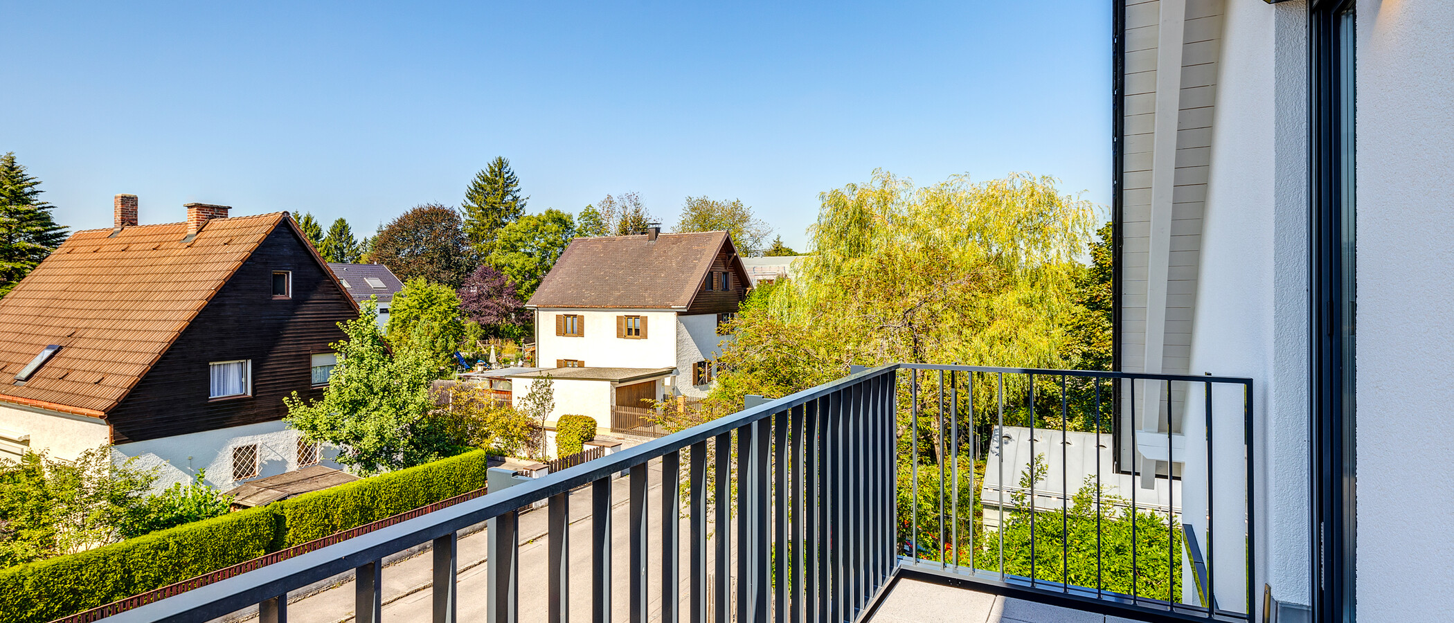 attic apartment München Trudering 02 balcony 13137