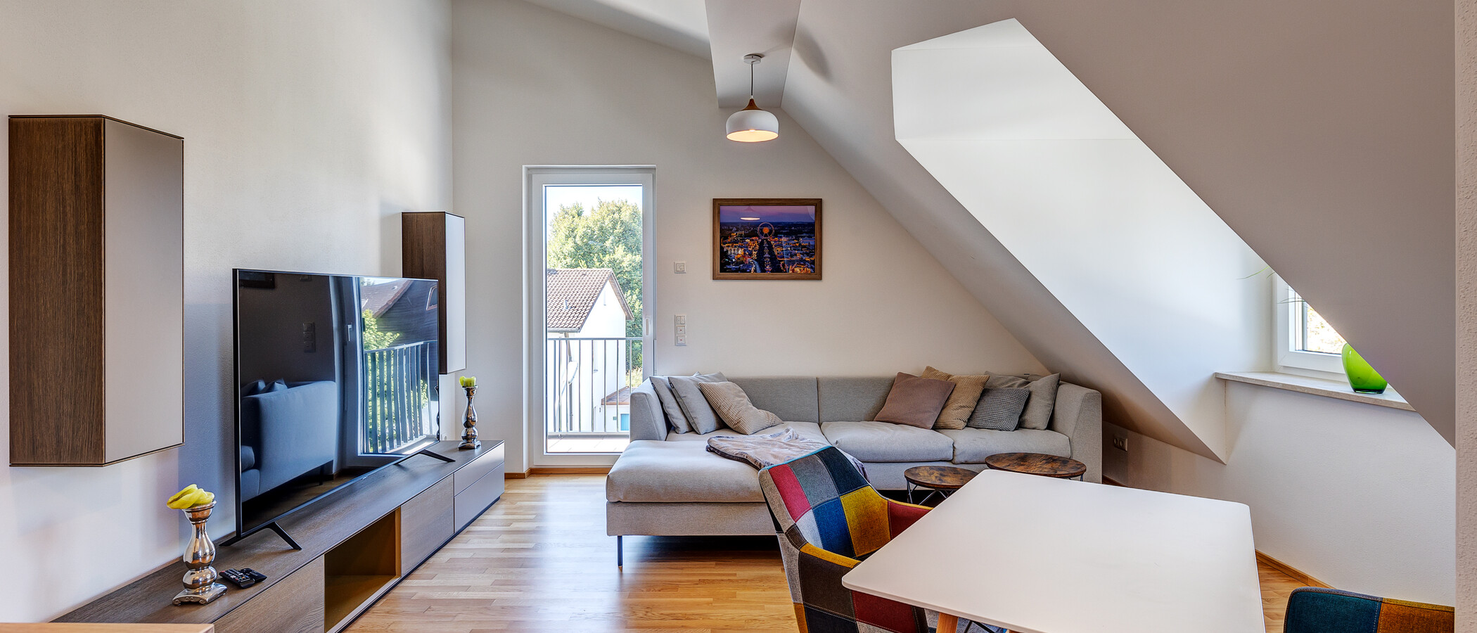 attic apartment München Trudering 02 living area 13137