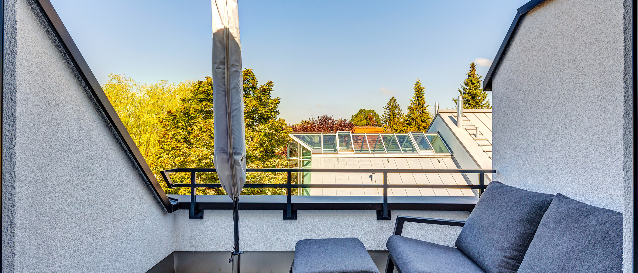 attic apartment München Trudering 01 roof terrace 13137