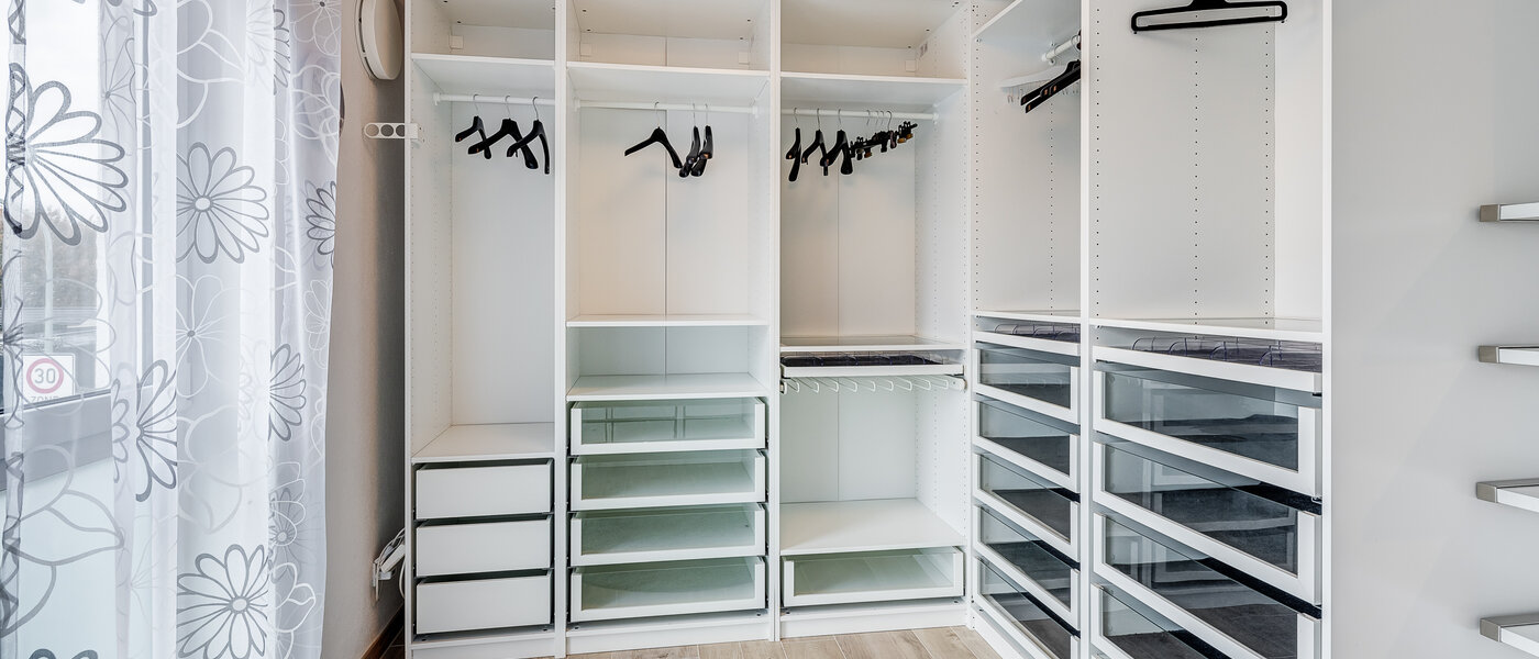 semi-detached house Vaterstetten 01 dressing room 13140