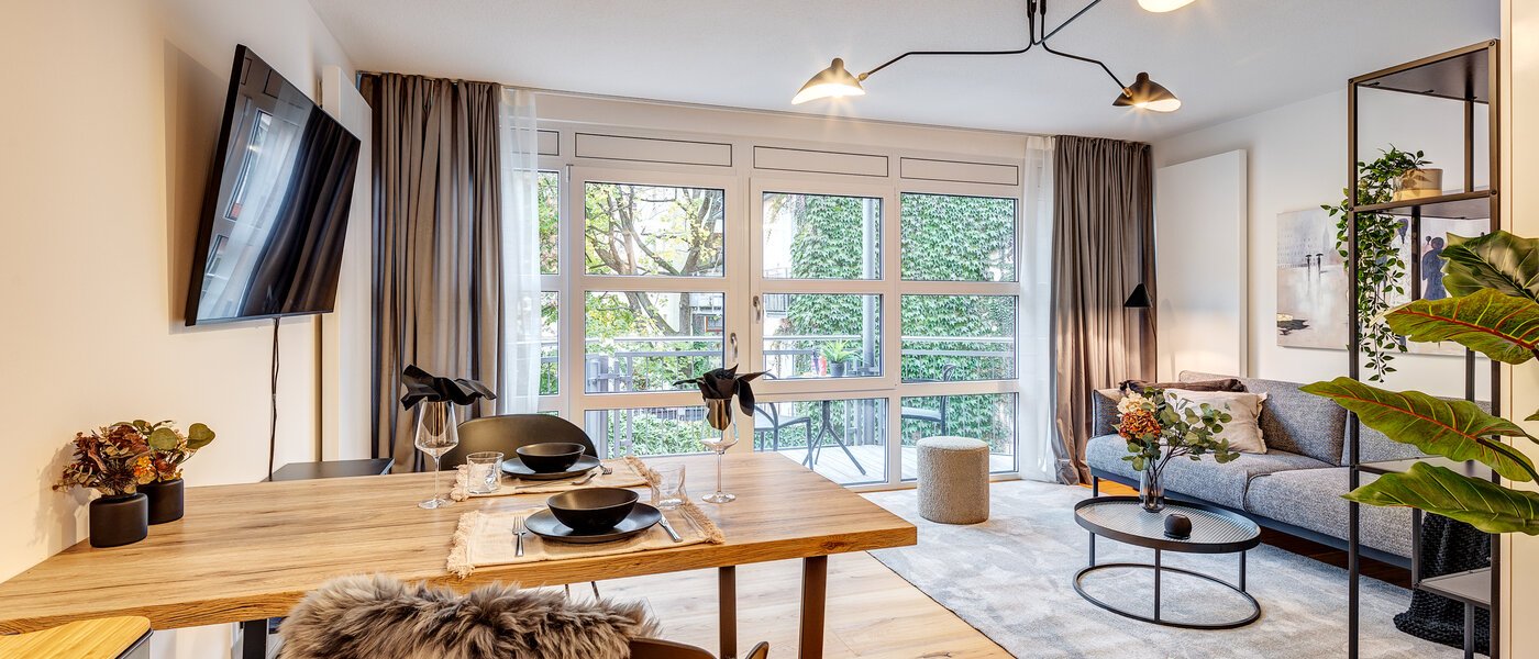 apartment München Schwanthalerhöhe 01 living area 13142