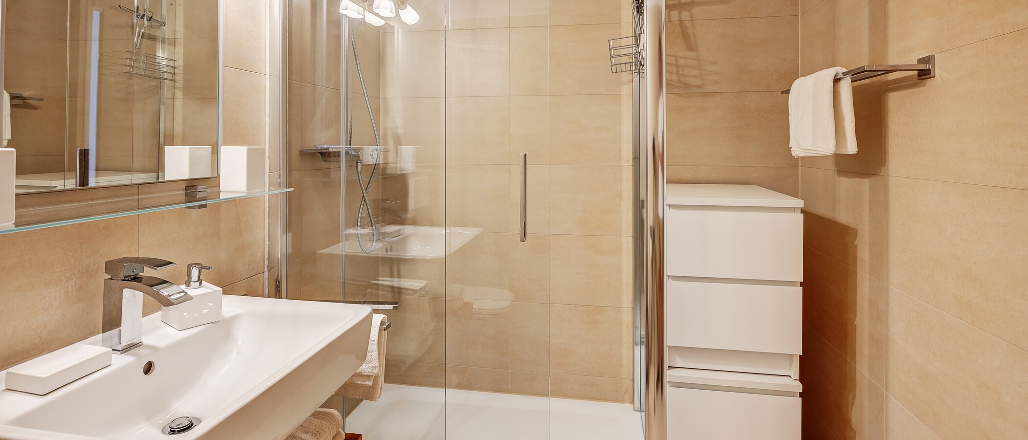 maisonette München Olympiadorf 01 1. bathroom 13150