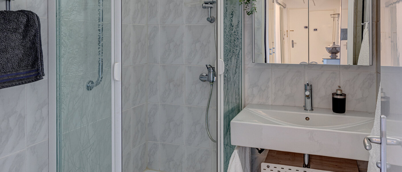 apartment München Haidhausen 01 2. bathroom 13152