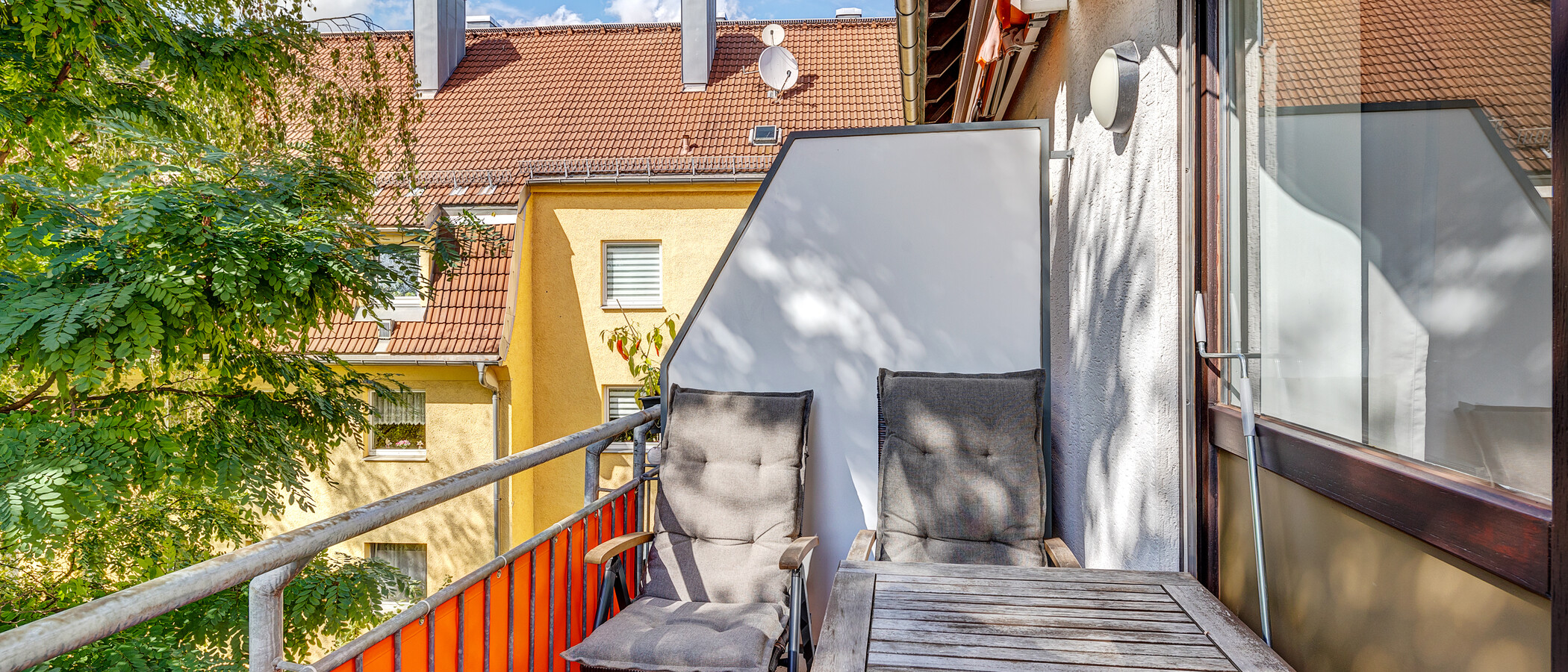 apartment München Milbertshofen 01 balcony 13155