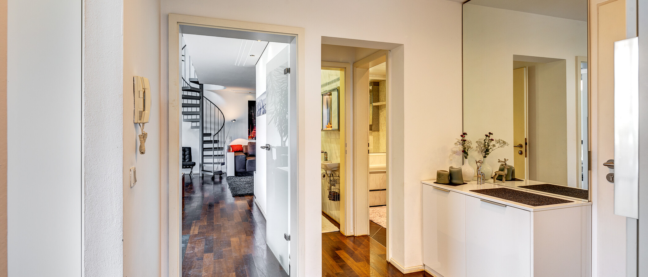 maisonette-gallery apartment Unterföhring 02 hall 13159