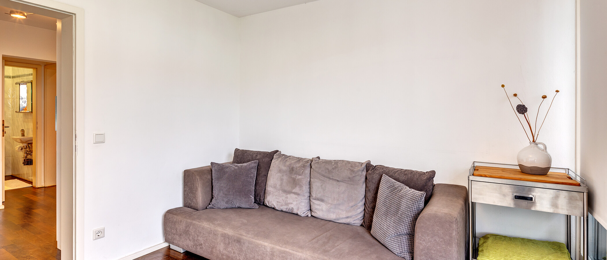 maisonette-gallery apartment Unterföhring 02 guest room 13159
