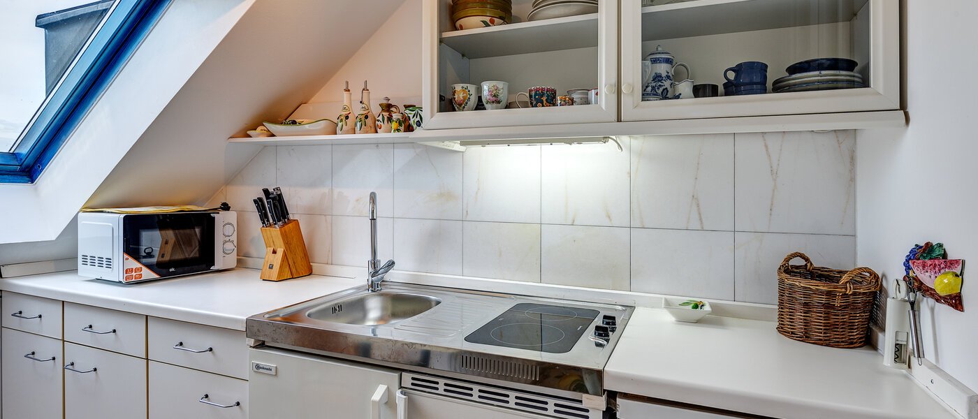 apartment München Schwabing (links der Leopoldstraße) 02 kitchen 13164