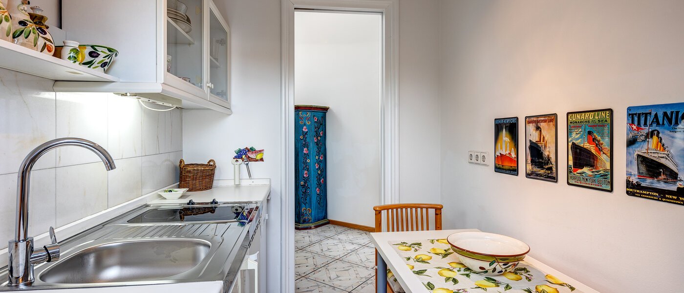 apartment München Schwabing (links der Leopoldstraße) 03 kitchen 13164