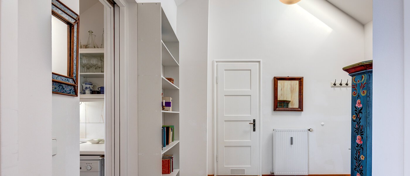 apartment München Schwabing (links der Leopoldstraße) 02 hall 13164