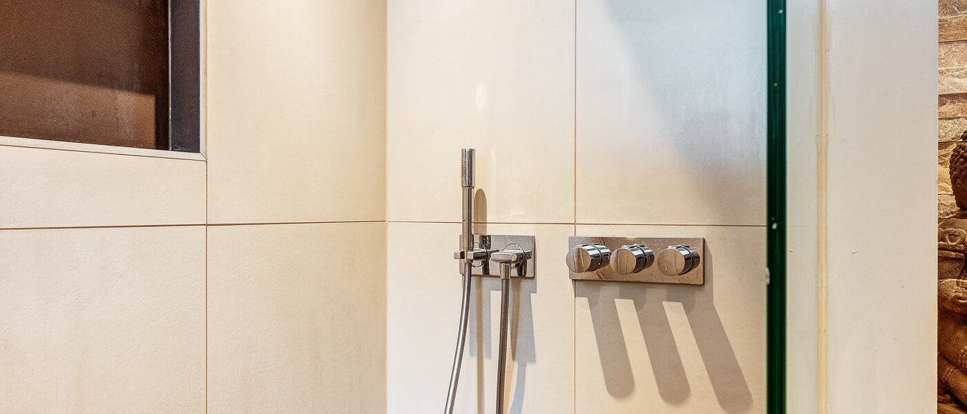 maisonette-gallery apartment München Maxvorstadt - Museumsviertel 03 bathroom 13166