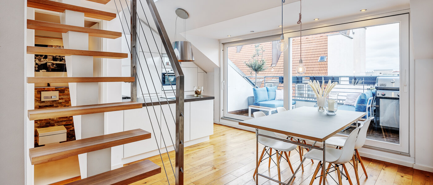 maisonette-gallery apartment München Maxvorstadt - Museumsviertel 01 dining area 13166