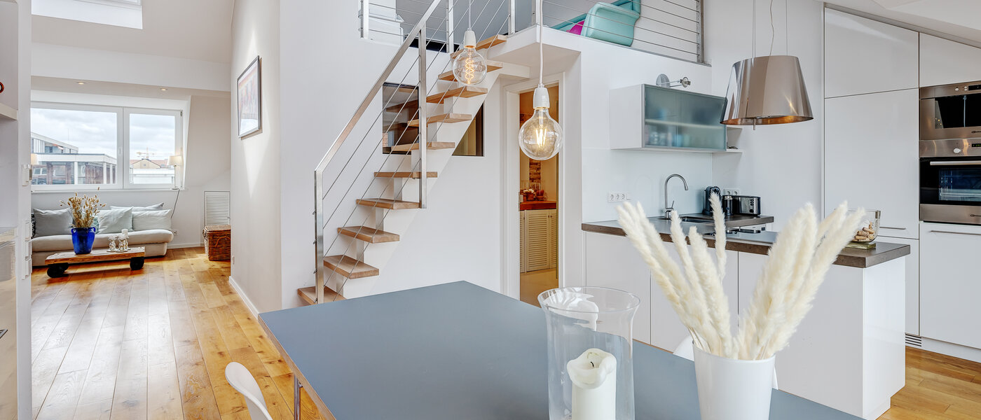 maisonette-gallery apartment München Maxvorstadt - Museumsviertel 03 dining area 13166