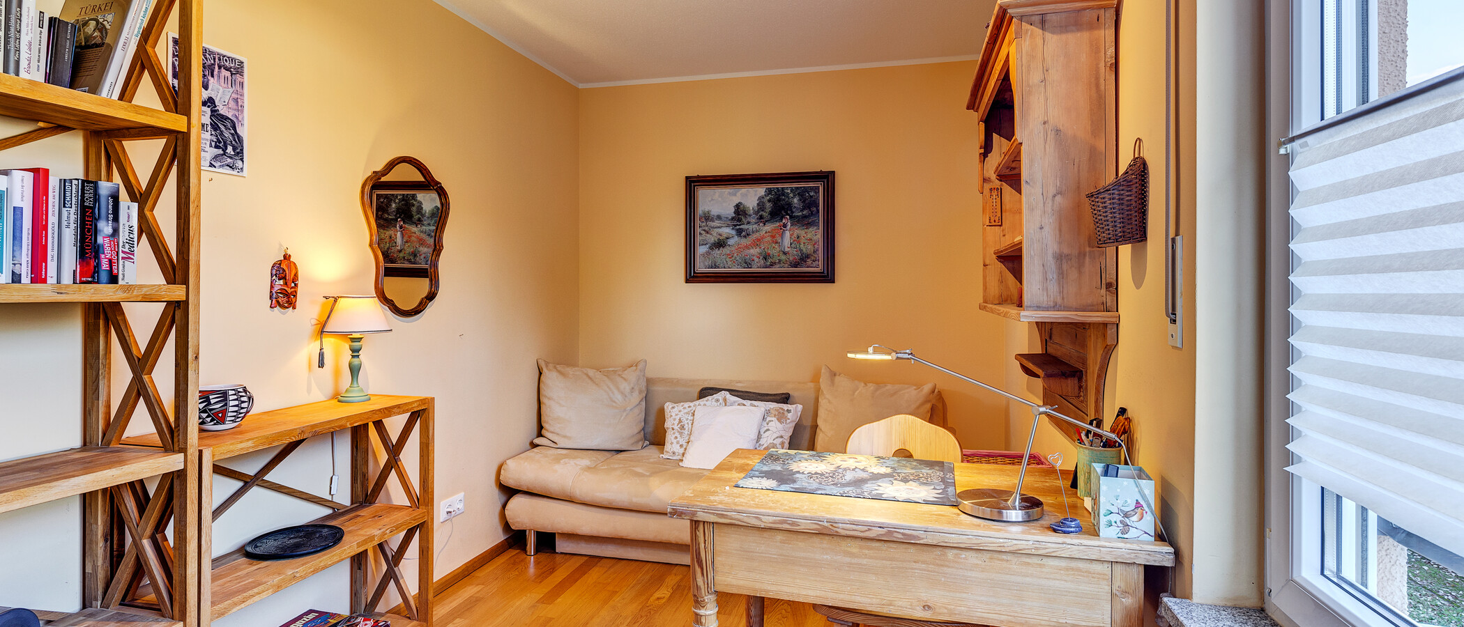 apartment Garching 02 Workspace/Guestroom 13177