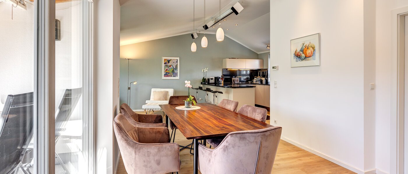 apartment München Berg am Laim 02 dining area 13179