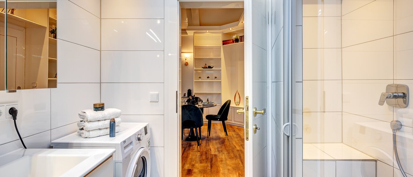 attic apartment Baldham 03 bathroom 13188