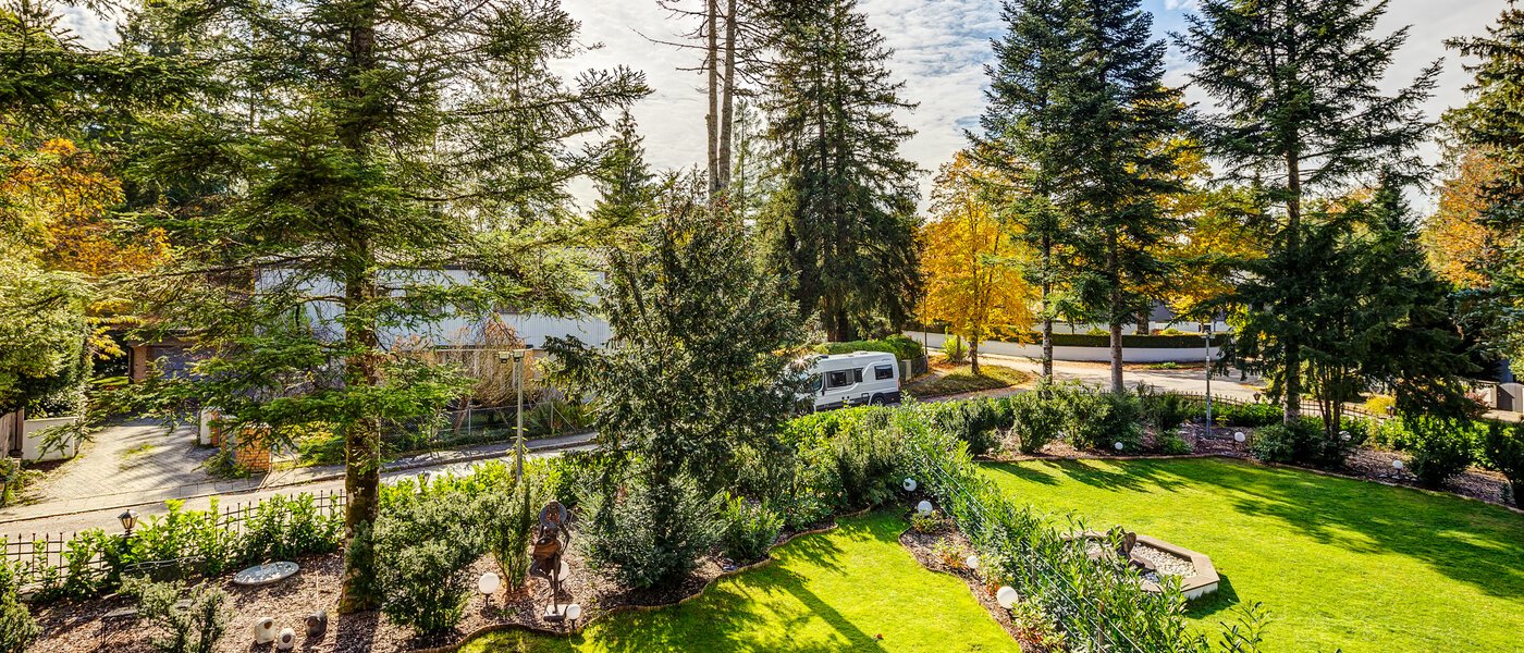 attic apartment Baldham 01 view 13188