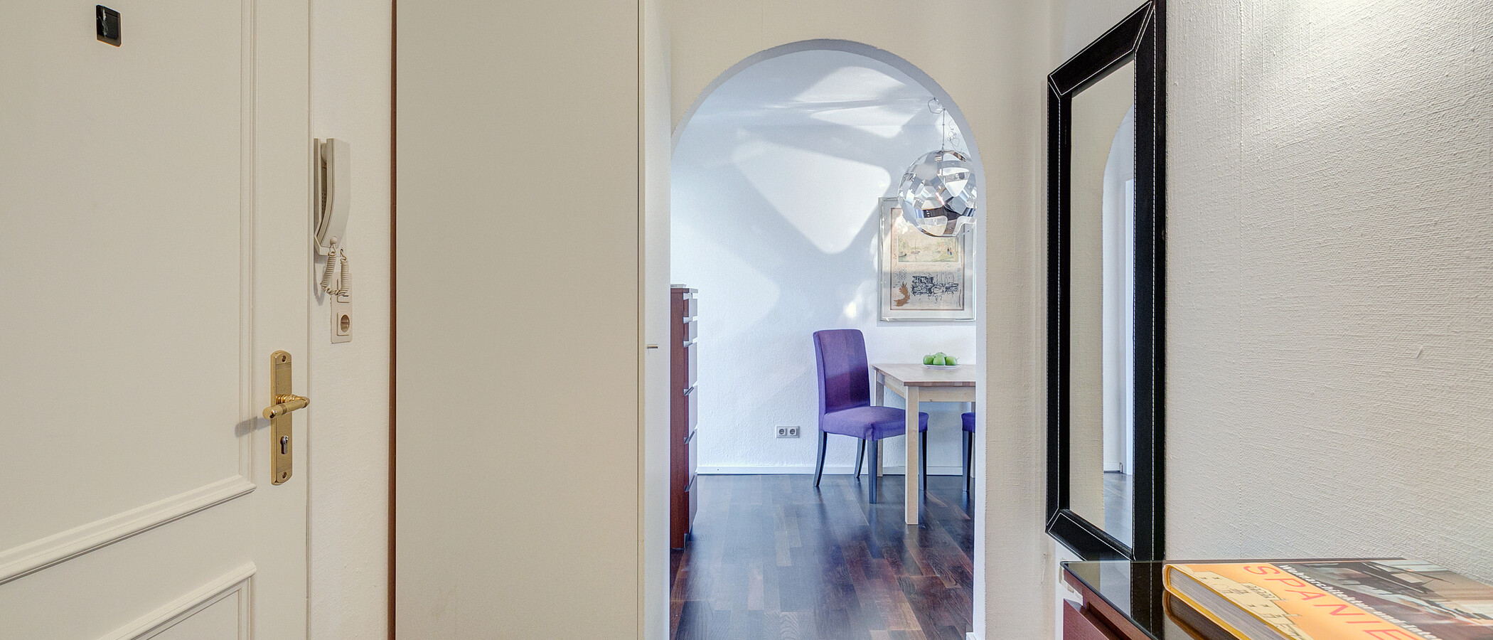 attic apartment München Maxvorstadt 01 hall 1321