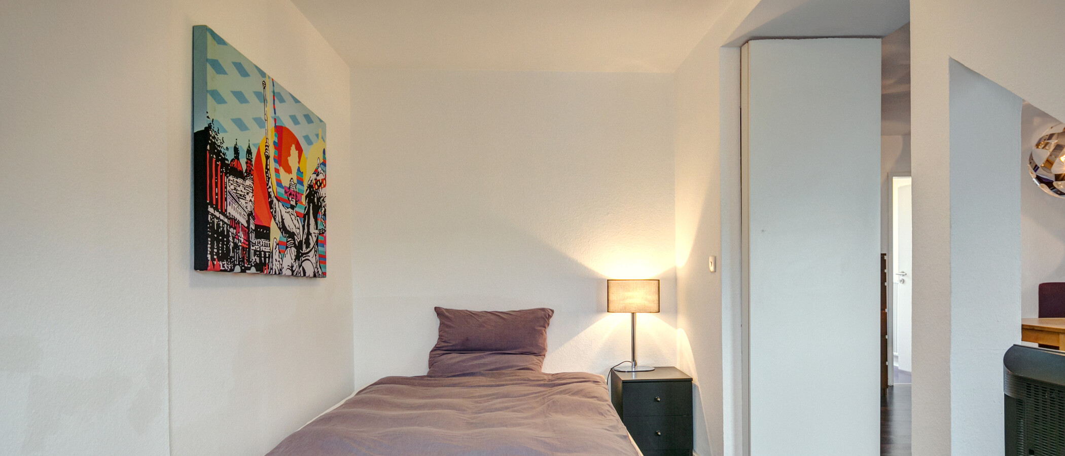 attic apartment München Maxvorstadt 03 sleeping area 1321