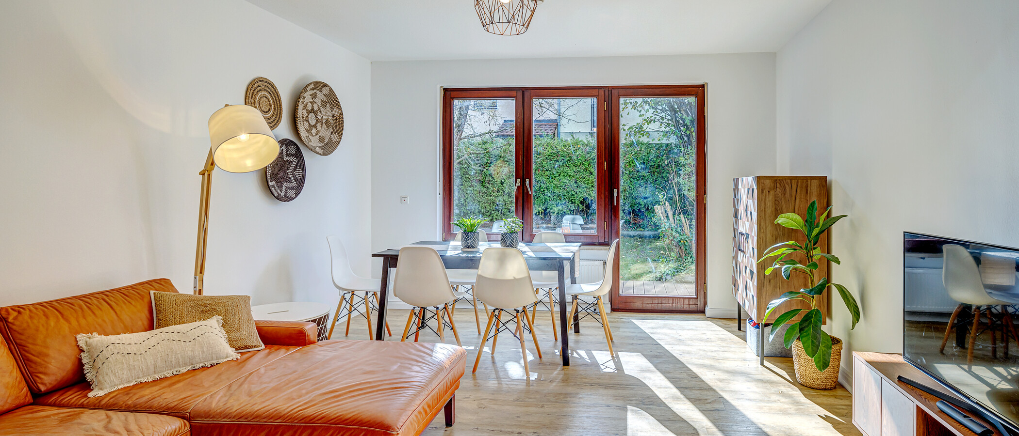 corner townhouse München Pasing 01 living room 13218
