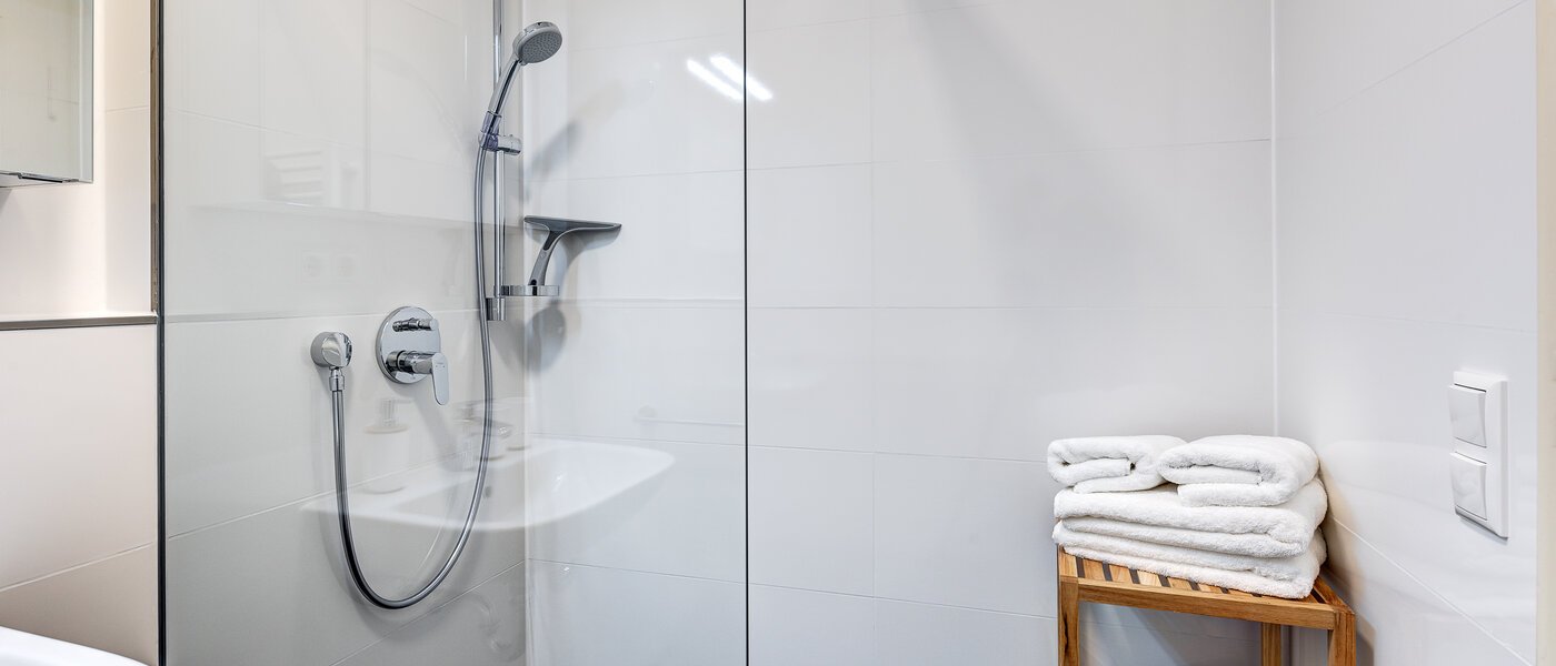 apartment München Haidhausen 02 bathroom 13219