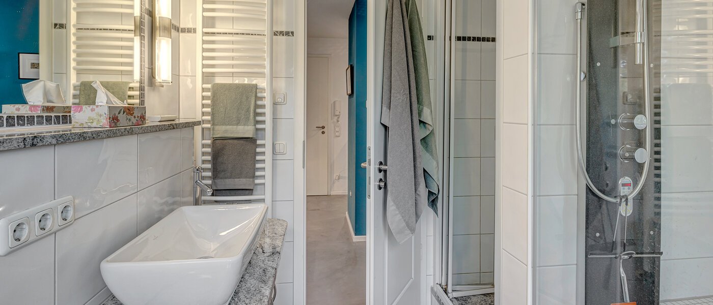 apartment München Trudering 03 bathroom 13220