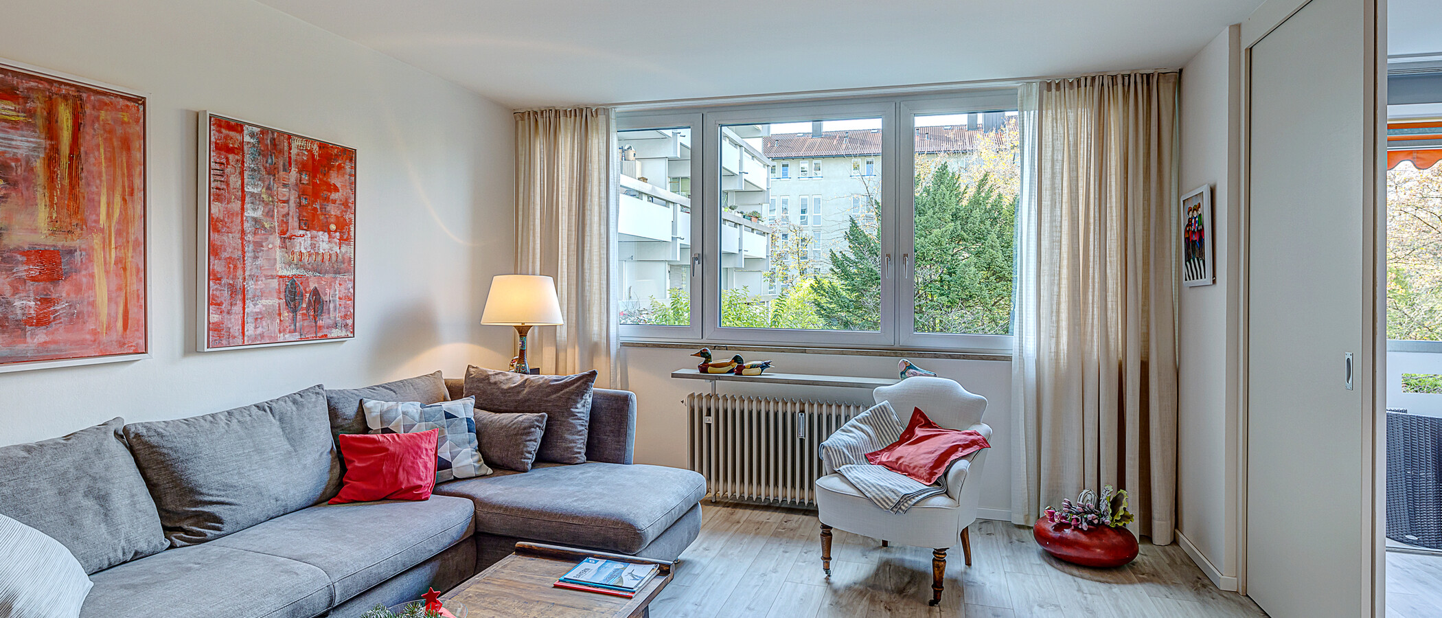 apartment München Neuhausen 02 living area 13222