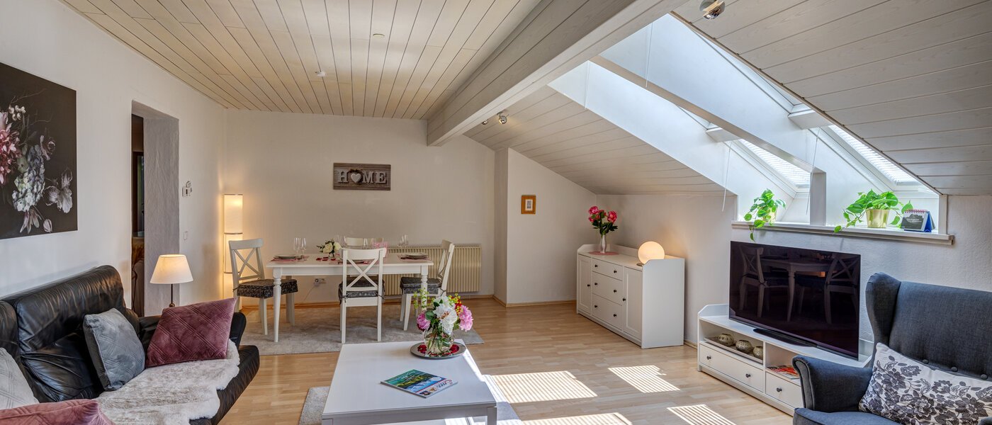attic apartment Inning am Ammersee 01 living area 13224