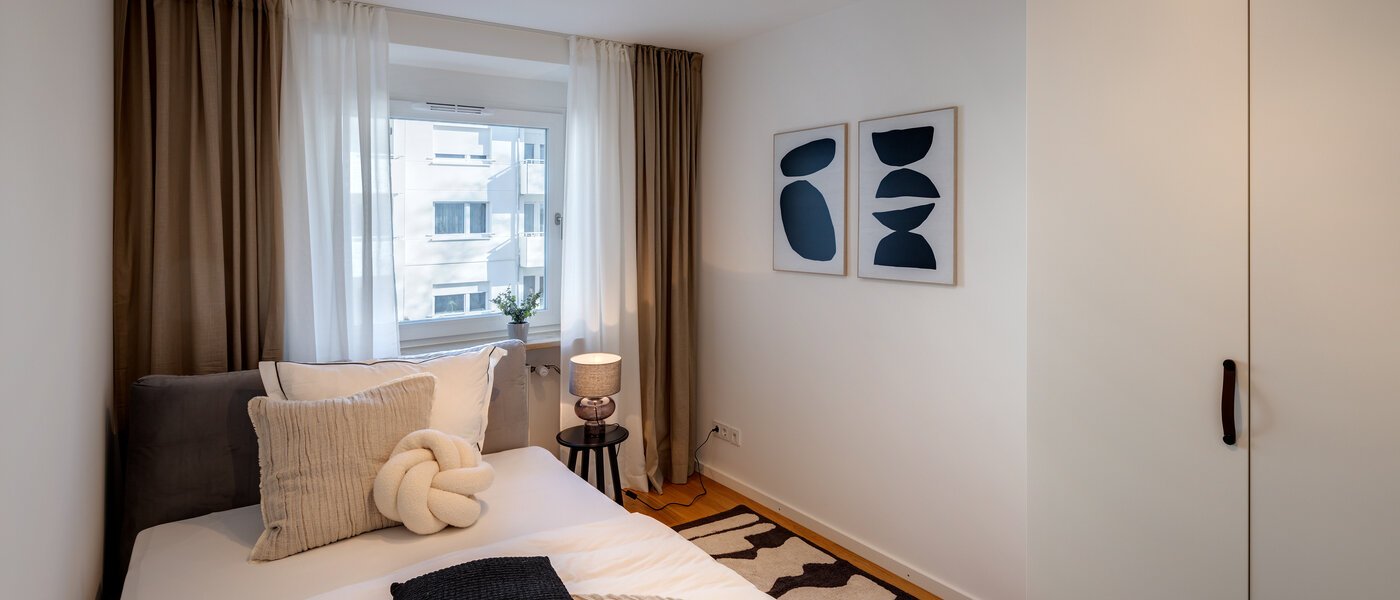 apartment München Maxvorstadt - Westen 02 2. bedroom 13243