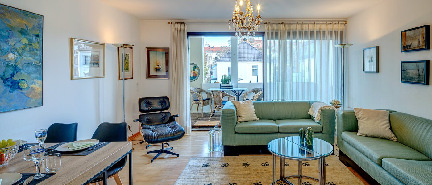 apartment München Altbogenhausen 01 living area 13244