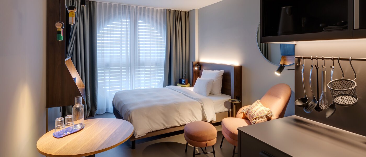 studio München Neuperlach 02 living area 13247