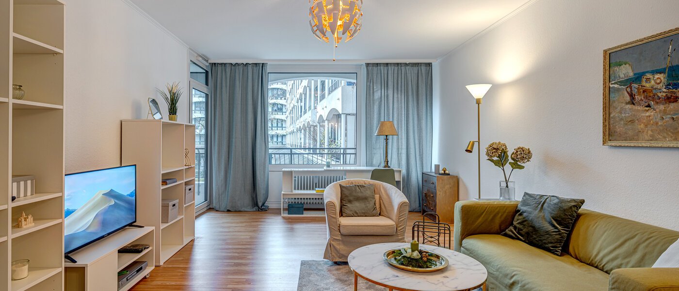 apartment München Bogenhausen 02 living area 13259