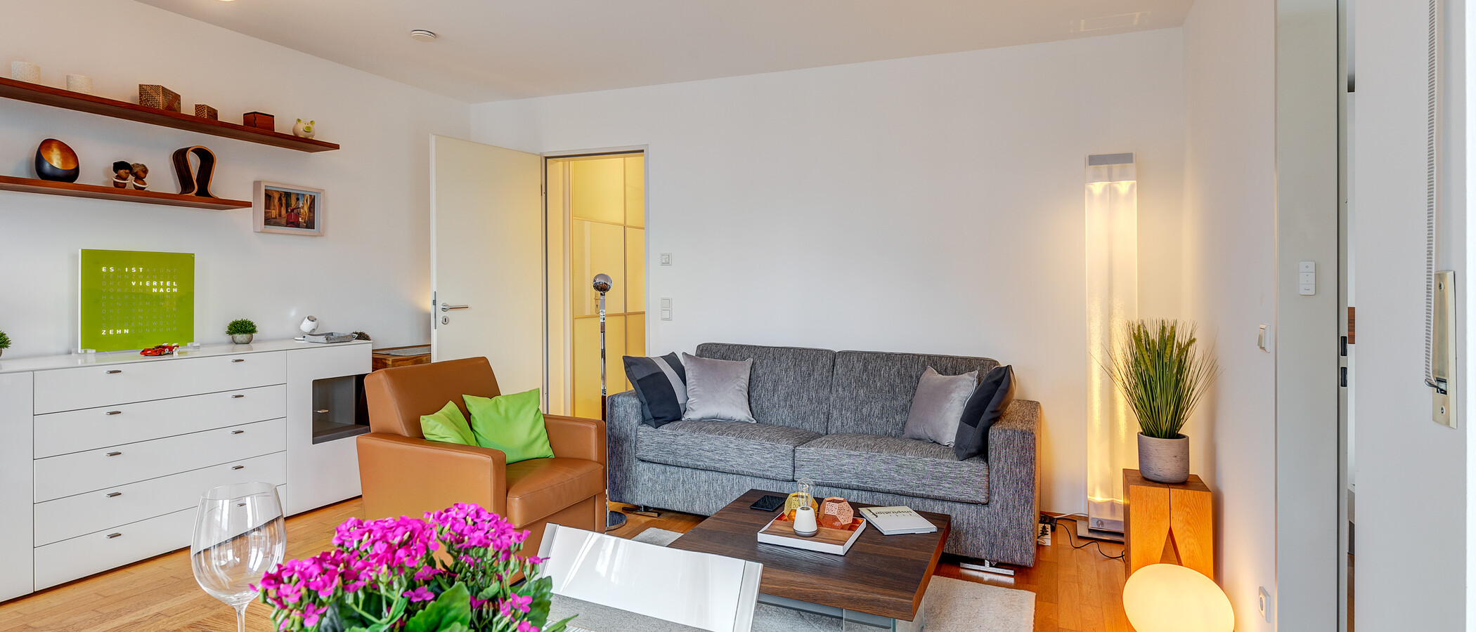 apartment München Schwabing-West 01 living area 13262