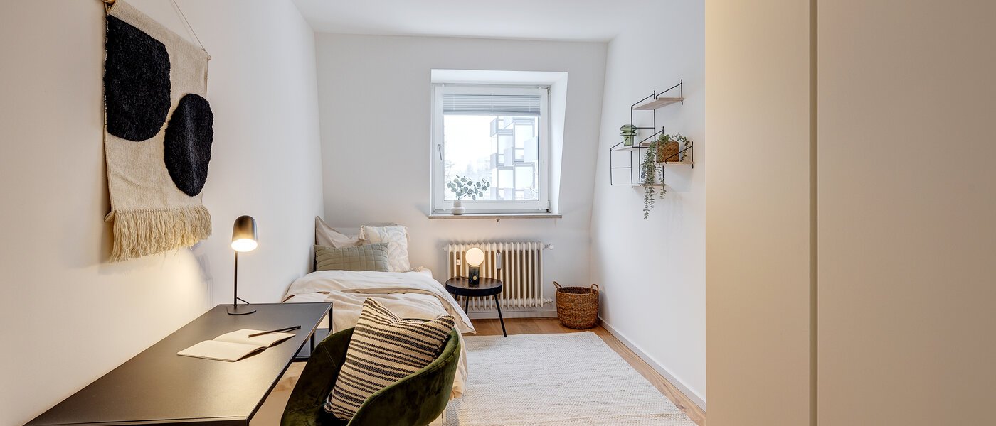 attic apartment München Giesing 01 2. bedroom 13269