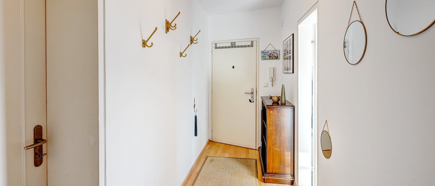 apartment München Nymphenburg 01 hall 13273