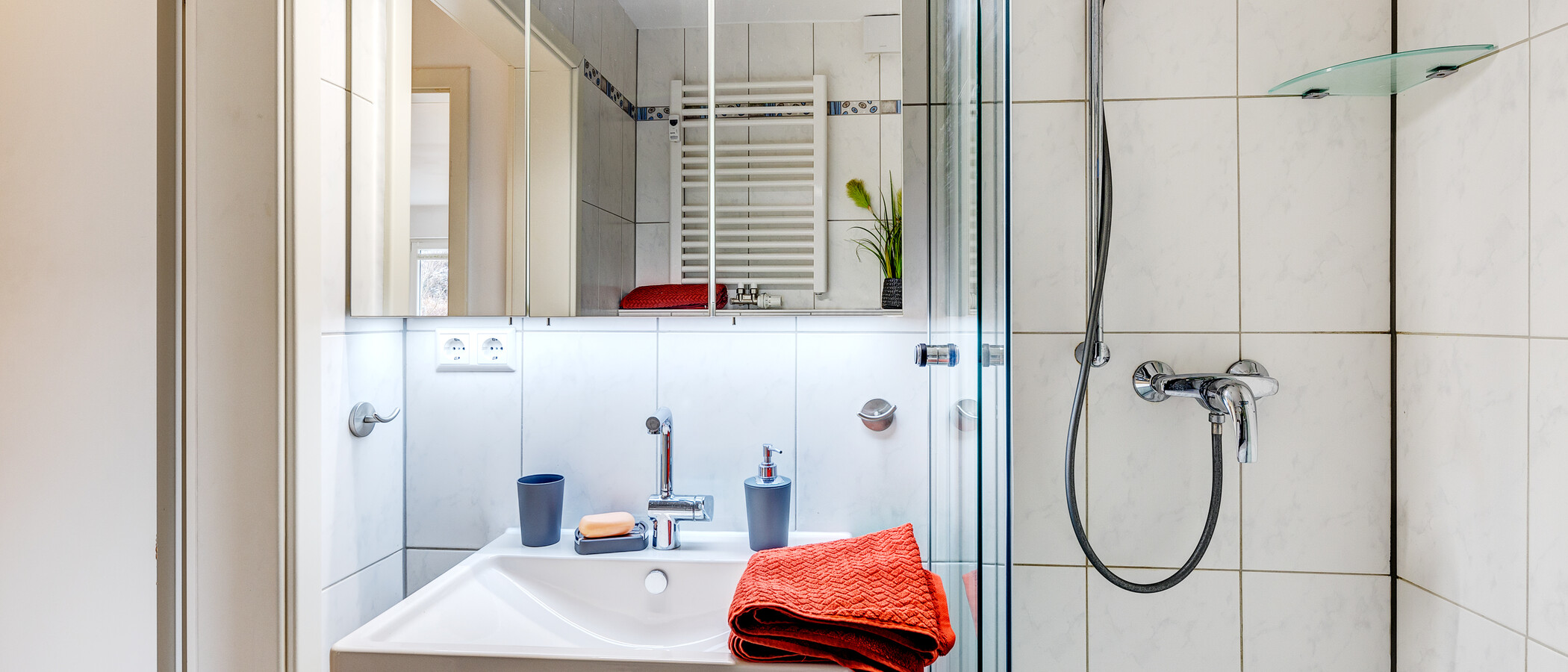 apartment München Milbertshofen 02 bathroom 13288