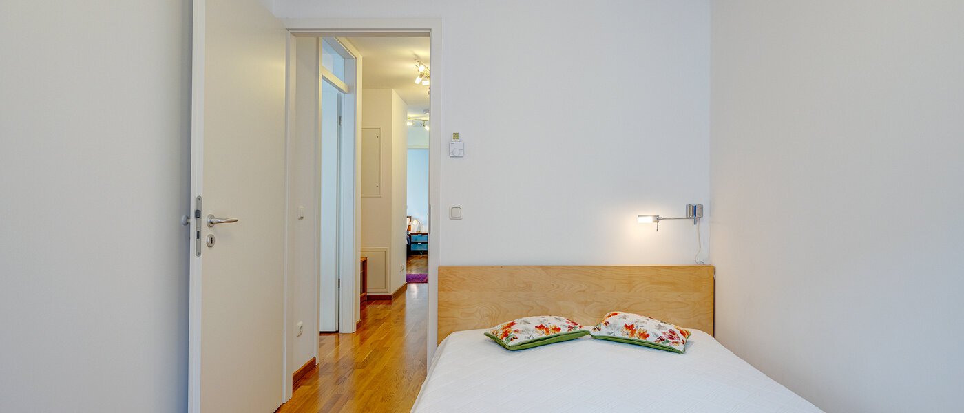 apartment München Schwabing-West 02 2. bedroom 13298