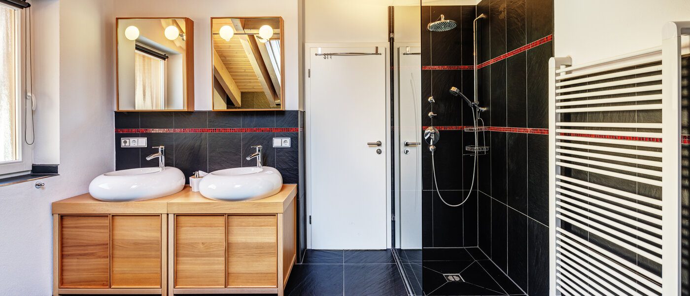 attic apartment Tegernsee 01 bathroom 13299