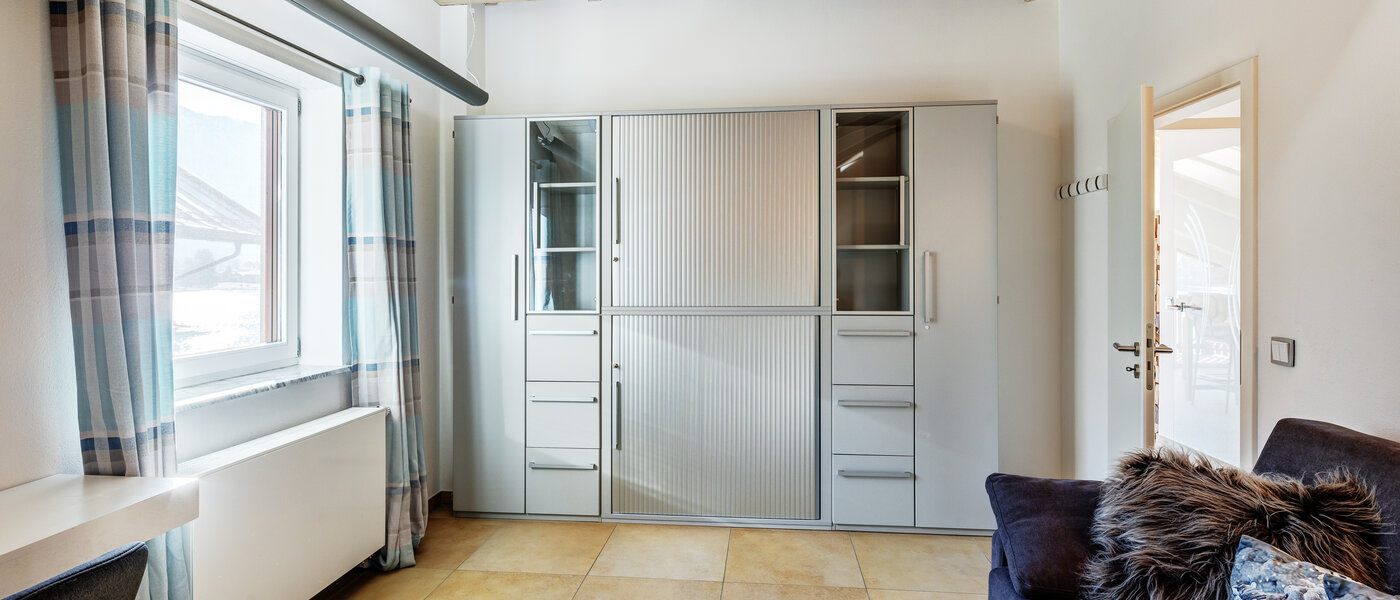 attic apartment Tegernsee 04 Workspace/Guestroom 13299