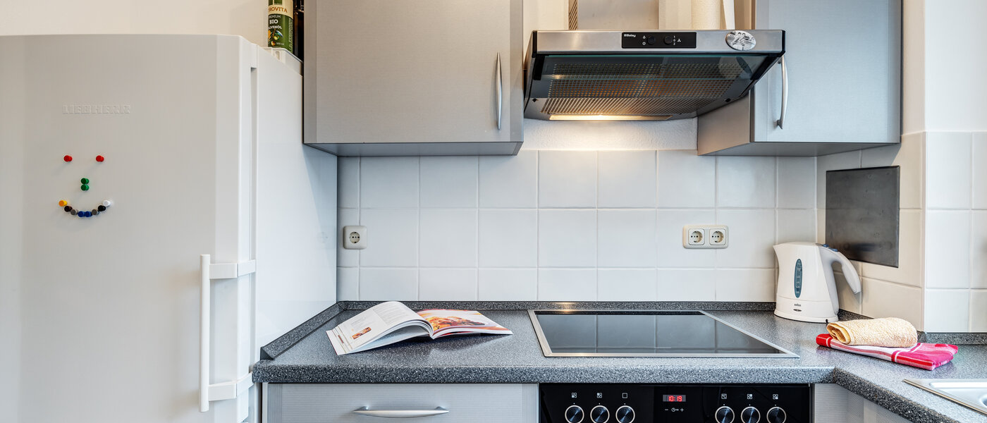 apartment München Parkstadt Schwabing 02 kitchen 13336