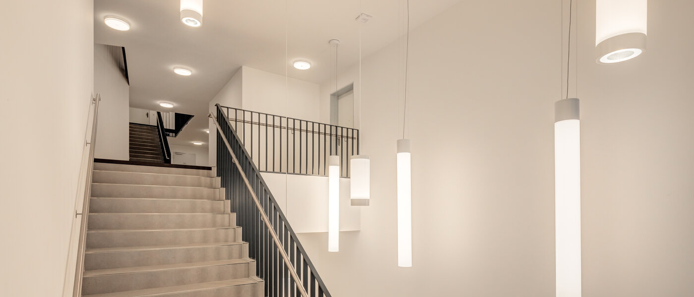 apartment München Neuperlach 02 staircase 13358