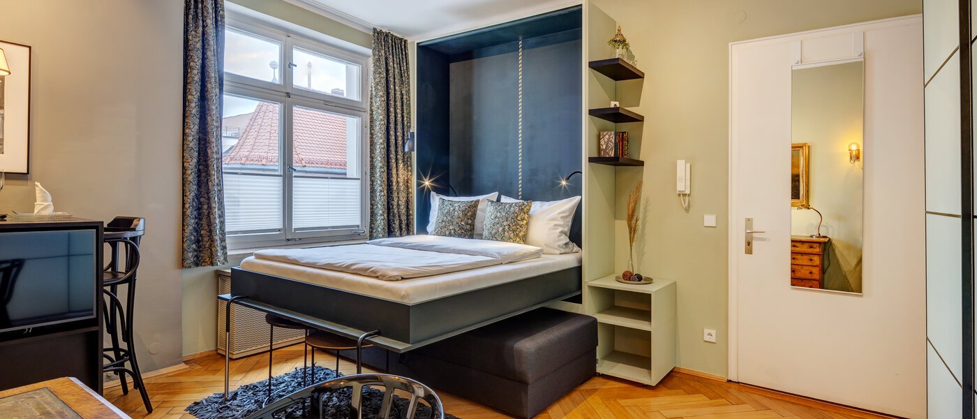 apartment München Altstadt 01 sleeping area 13374