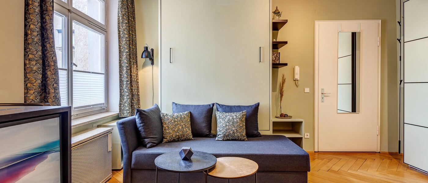 apartment München Altstadt 01 living area 13374