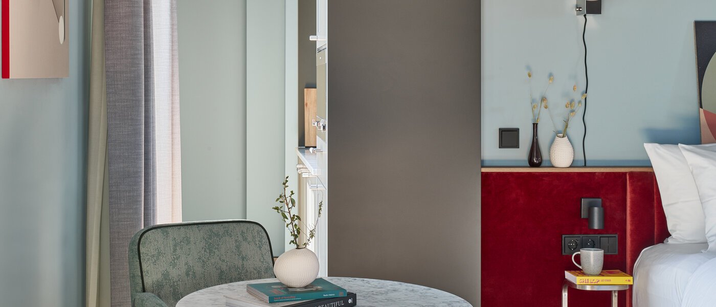 studio München Ludwigsvorstadt 02 living area 13385