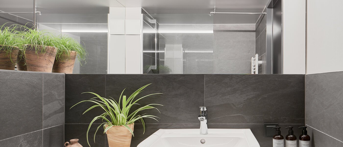 maisonette München Obersendling 01 bathroom 13394