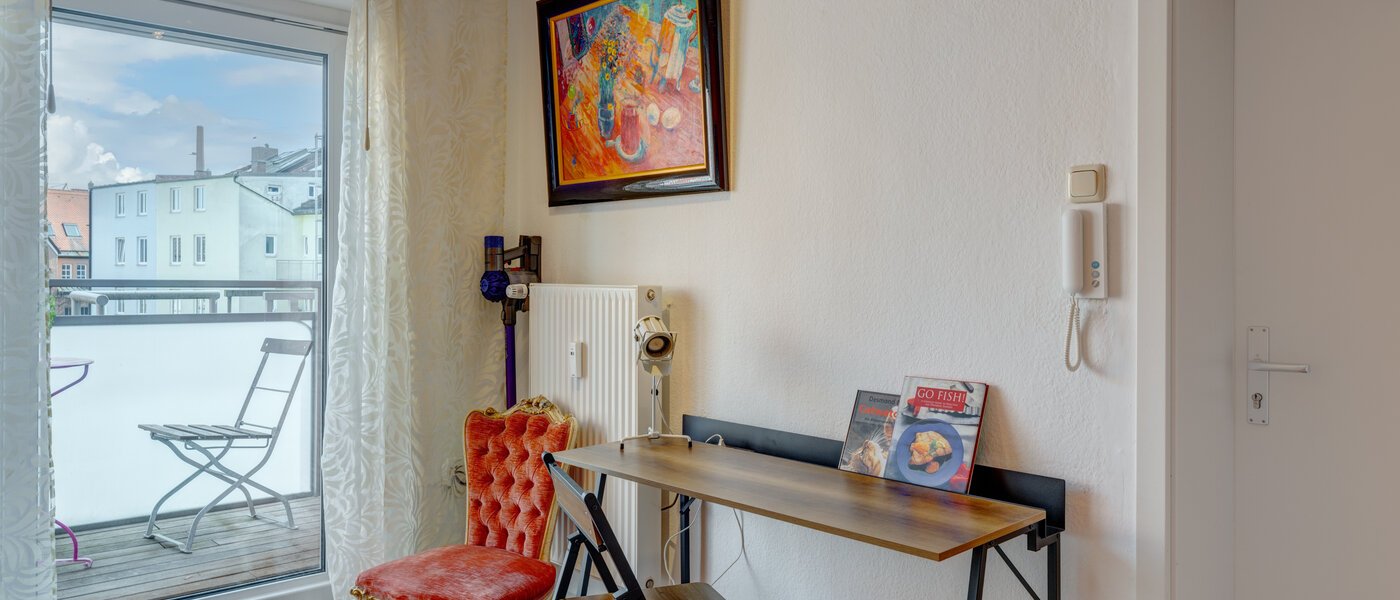 apartment München Maxvorstadt - Westen 02 living area 13405